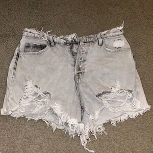 Women’s  Vervet brand Jean shorts.  Sz L